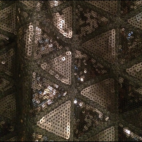 Piperlime l Black Sequin Mini Skirt - Picture 5 of 5